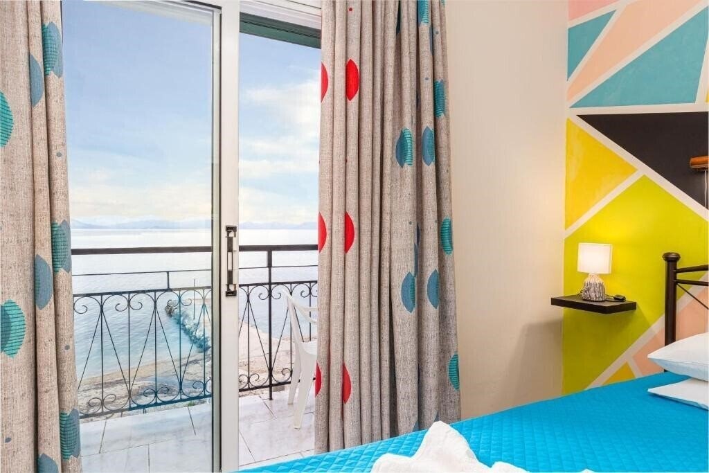 Фото Riviera Seaside Hotel 3*