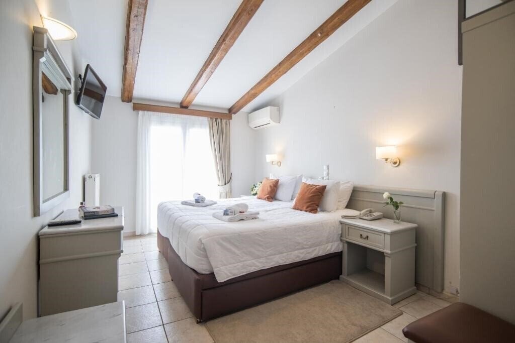 Картинка Parnassos Hotel 3*
