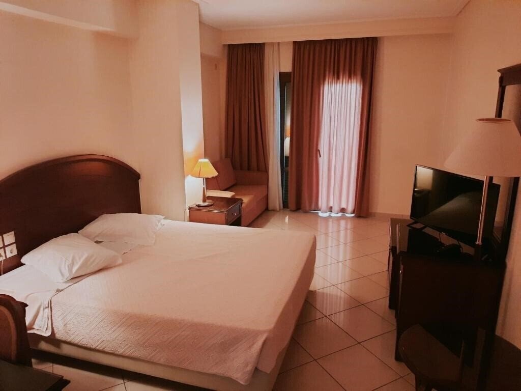 Фотография Europa Beach Galaxidi 4*