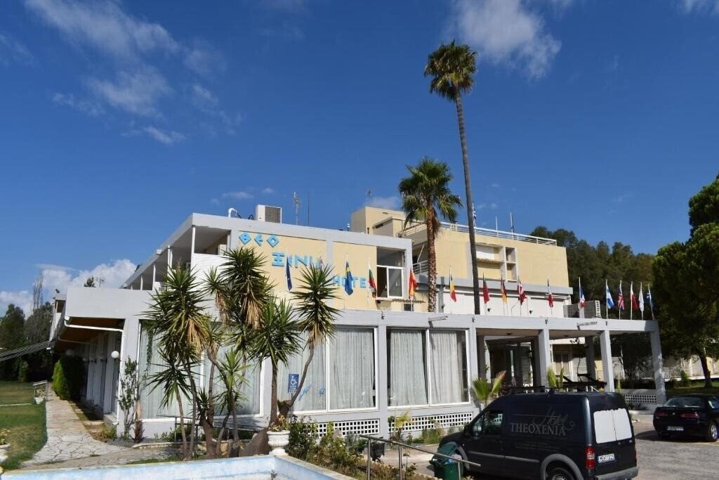 Отель Theoxenia Hotel Messolongi 3*