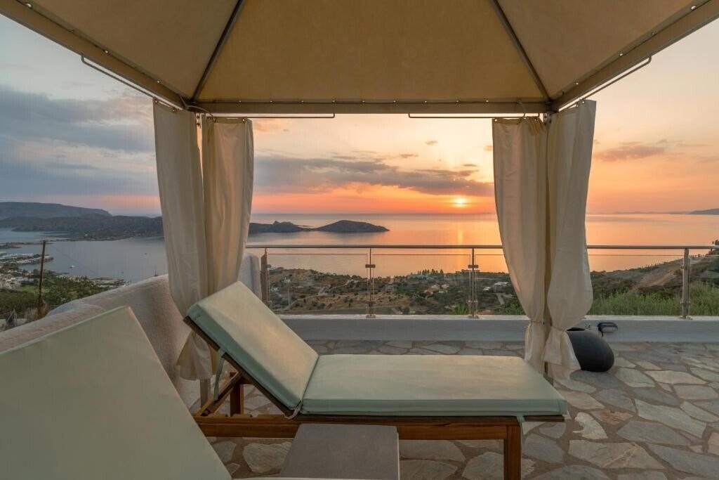 Фотография Adrakos Apartments 3*
