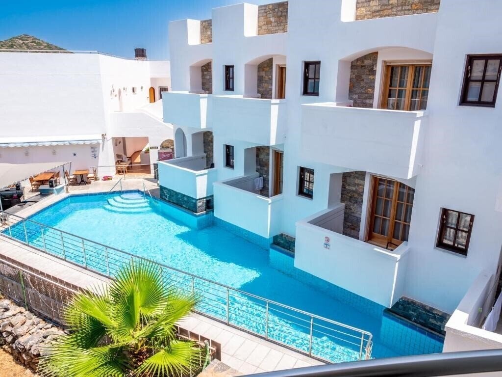 Изображение Alikes Suites & Studios 4*