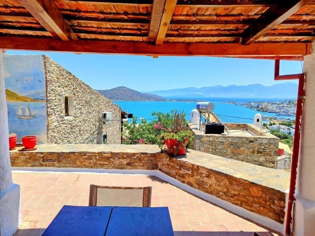 Отель Elounda Traditional House 3*