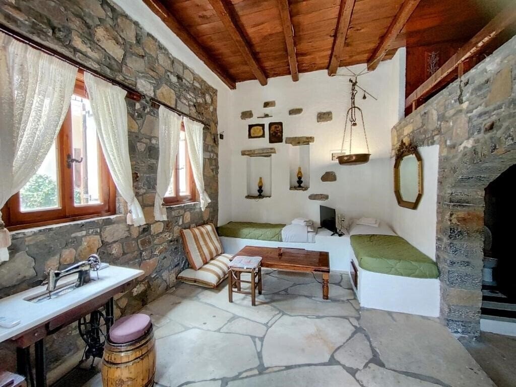 Фото Elounda Traditional House 3*