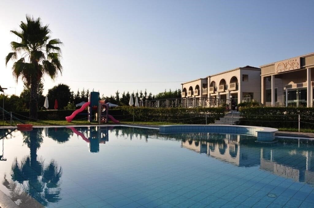 Отель Arta Palace Hotel 4*