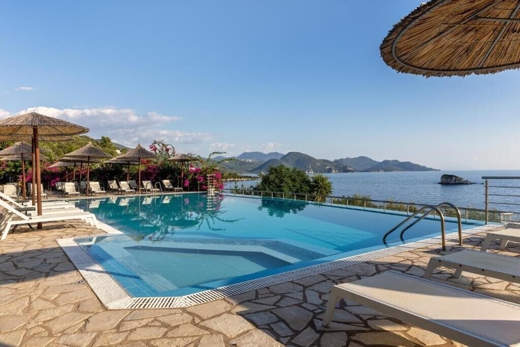 Отель Costa Smeralda 4*