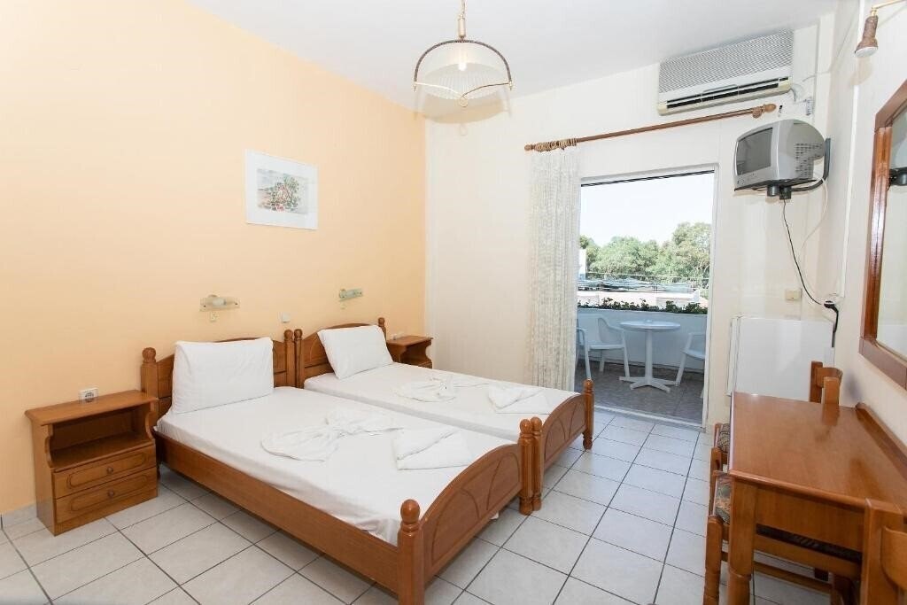 Фото Hotel Eleni 3*