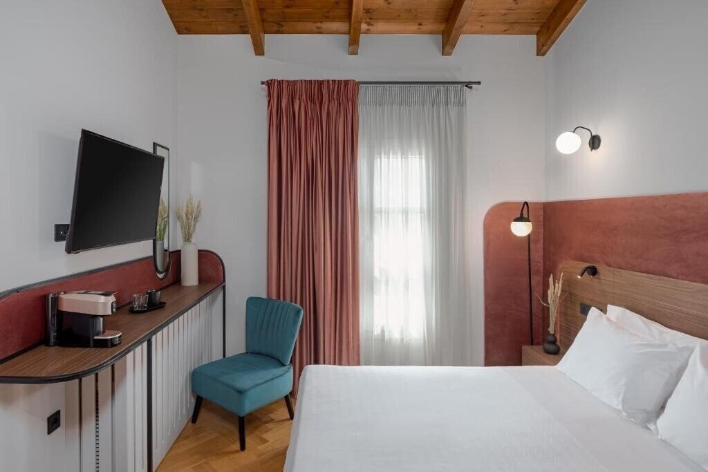 Готель Naiades The Residence Ioannina Castle 4*