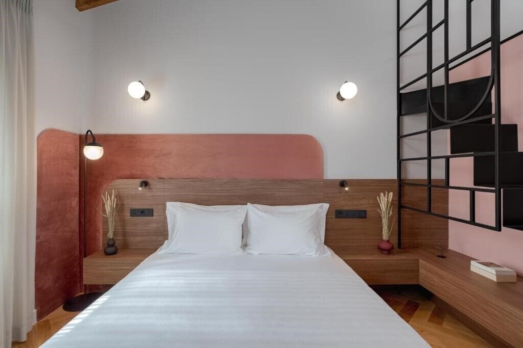Фото Naiades The Residence Ioannina Castle 4*