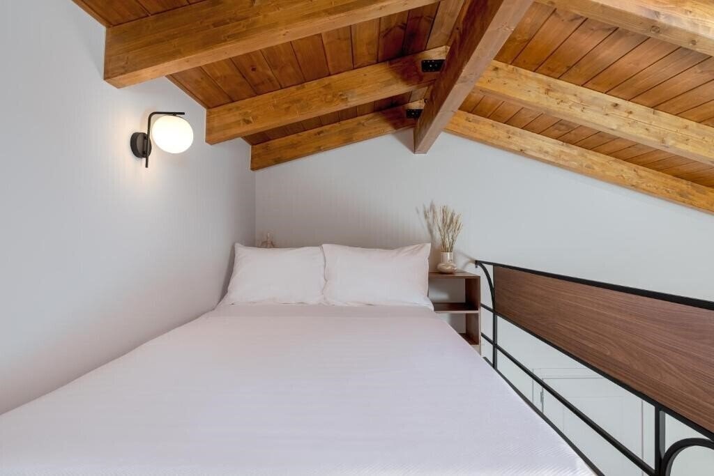 Фотографія Naiades The Residence Ioannina Castle 4*