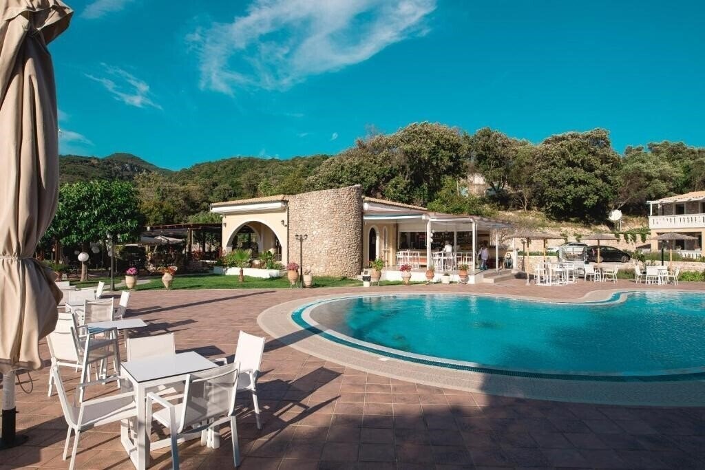 Изображение Anemolia Hotel & Stylish Suites 4*