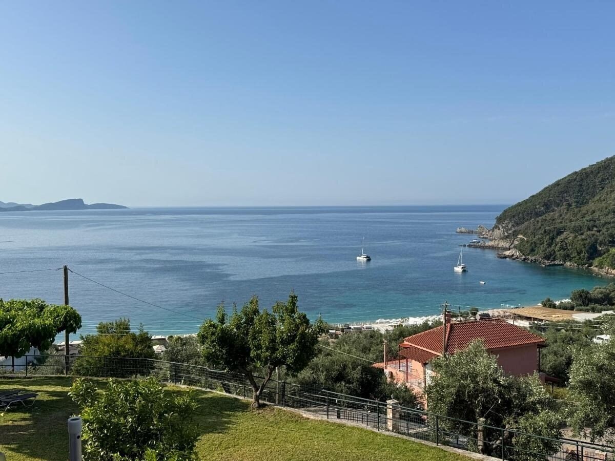 Фотография Theasea Apartments 3*