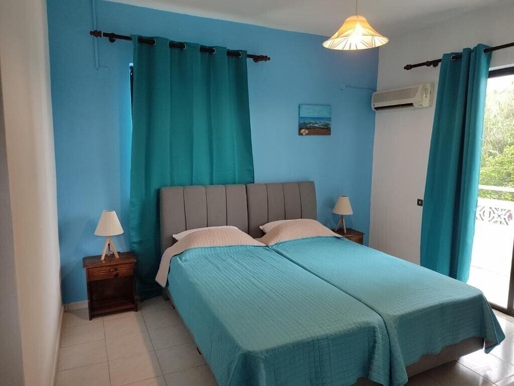Картинка Dolphin Apartments 3*