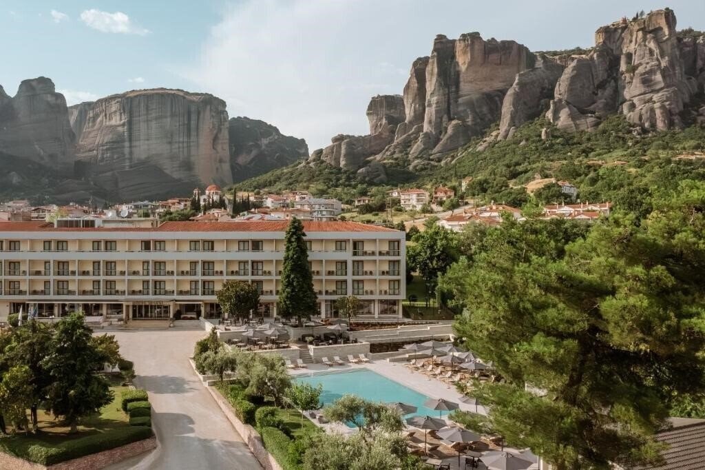 Готель Divani Meteora Hotel 4*