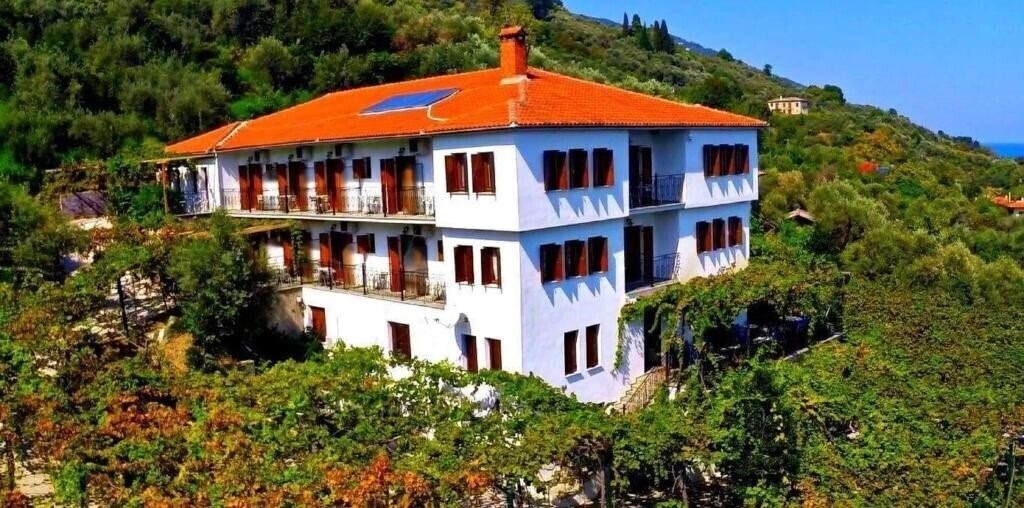 Фотографія Agnadi Horefto Hotel 3*