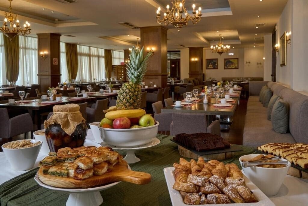 Изображение Xenia Palace Portaria 4*