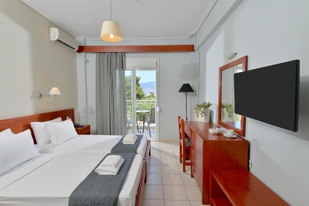 Картинка Hotel Kalloni 3*