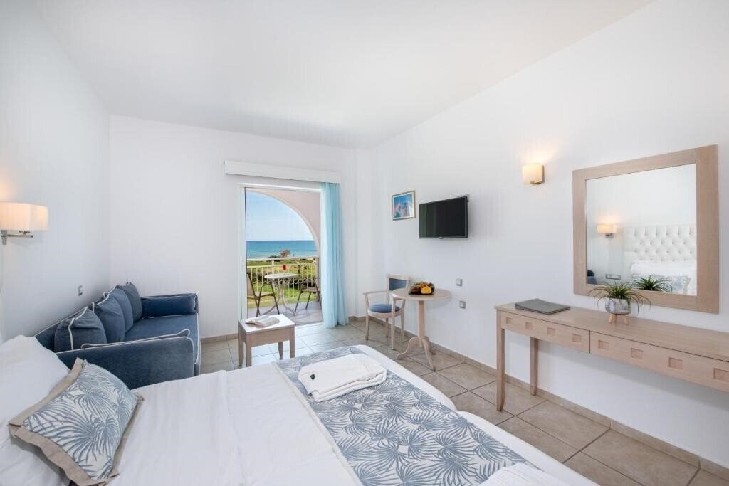 Картинка Delfina Tropic Beach 4*