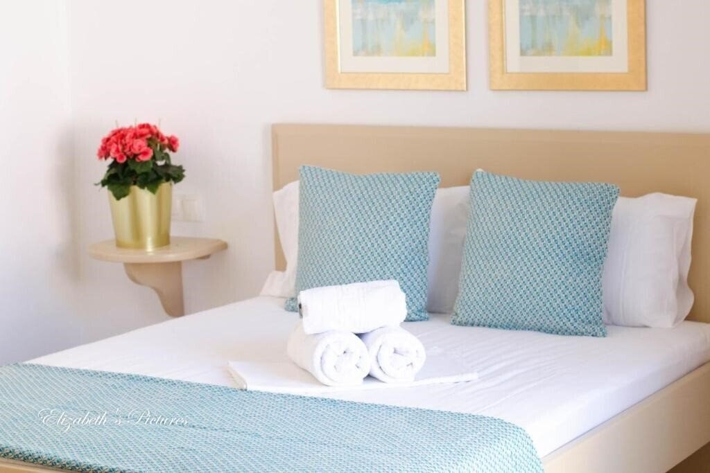 Отель River Side Hotel 3*
