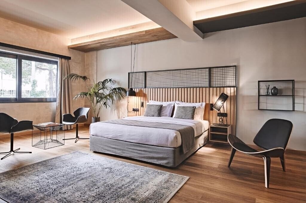 Фото Cama Luxury Suites Glyfada 3*