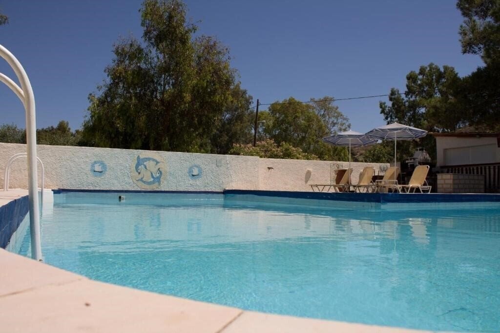 Отель Esperides Hotel 2*