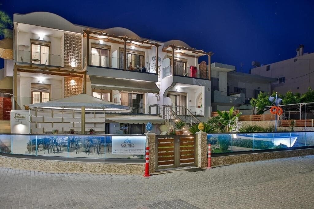Фотография Elimia Suites & Studios 5*