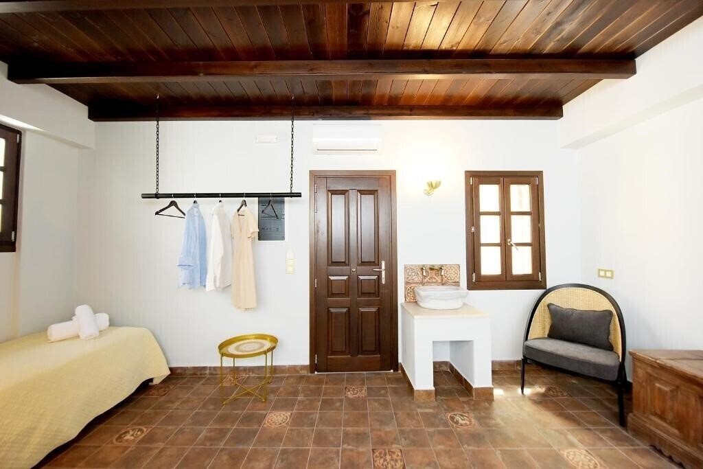 Фото Elaia Hotel 4*