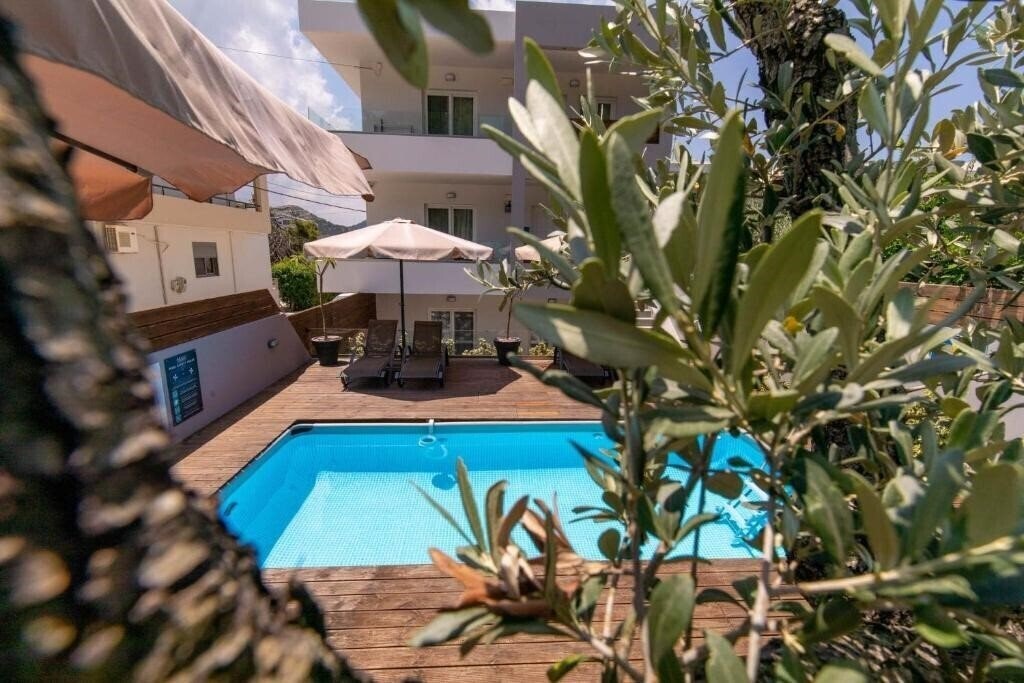 Отель Akalli Luxury Studios 3*