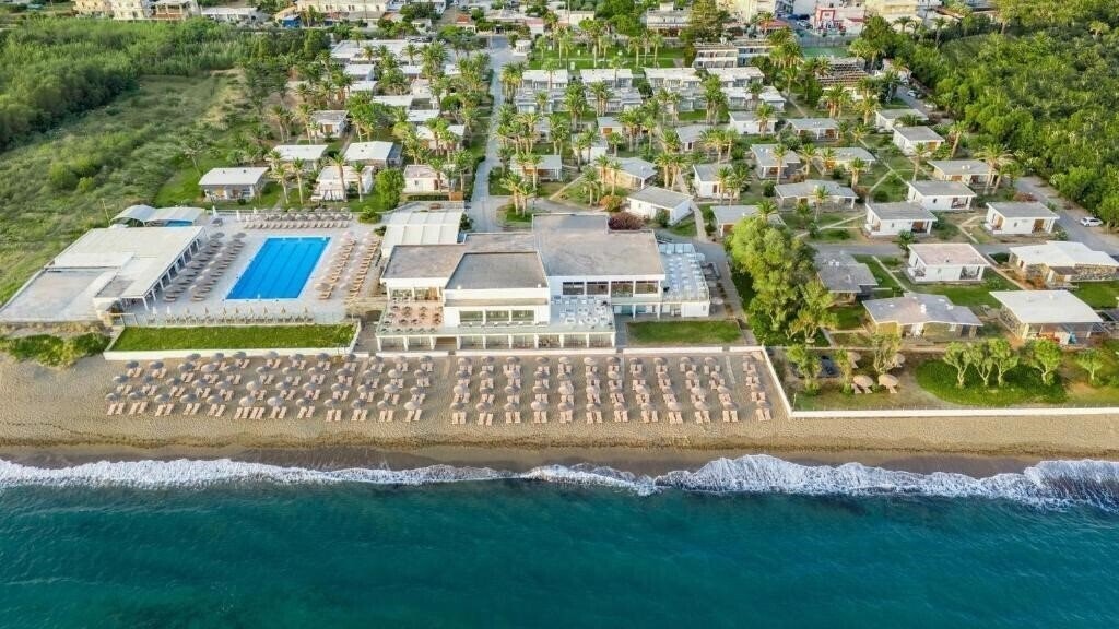 Отель Creta Beach 4*