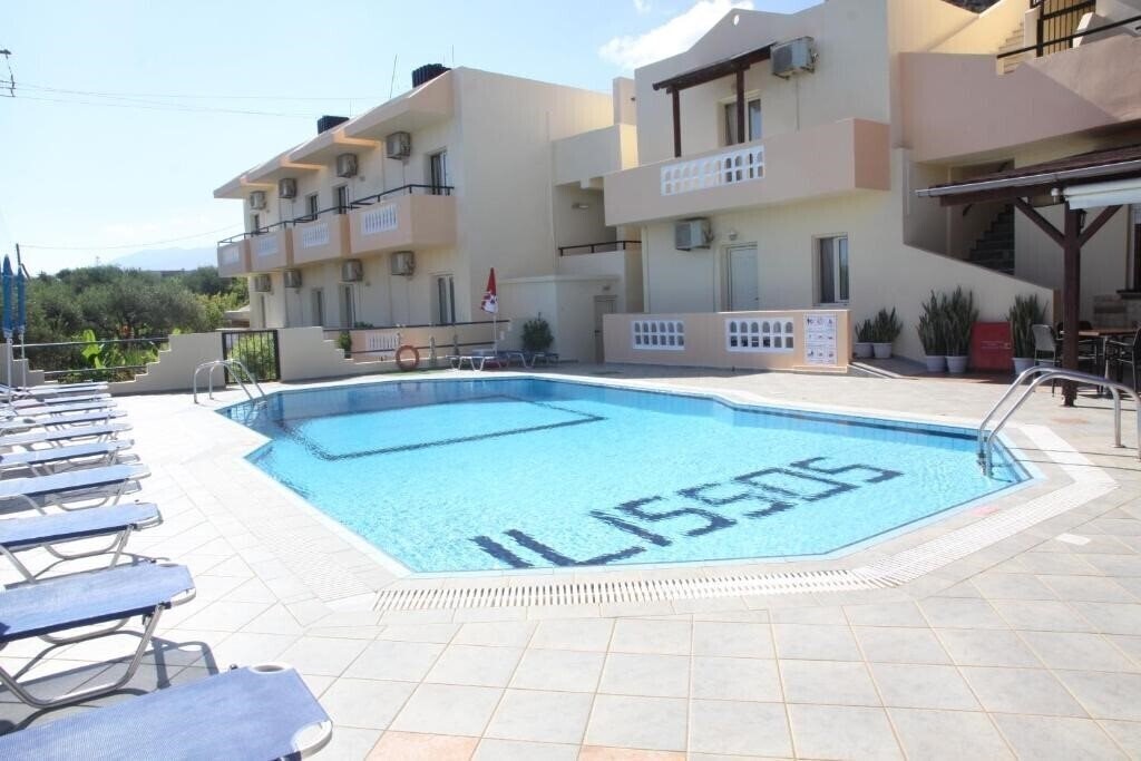 Готель Ilissos Apartments 2*