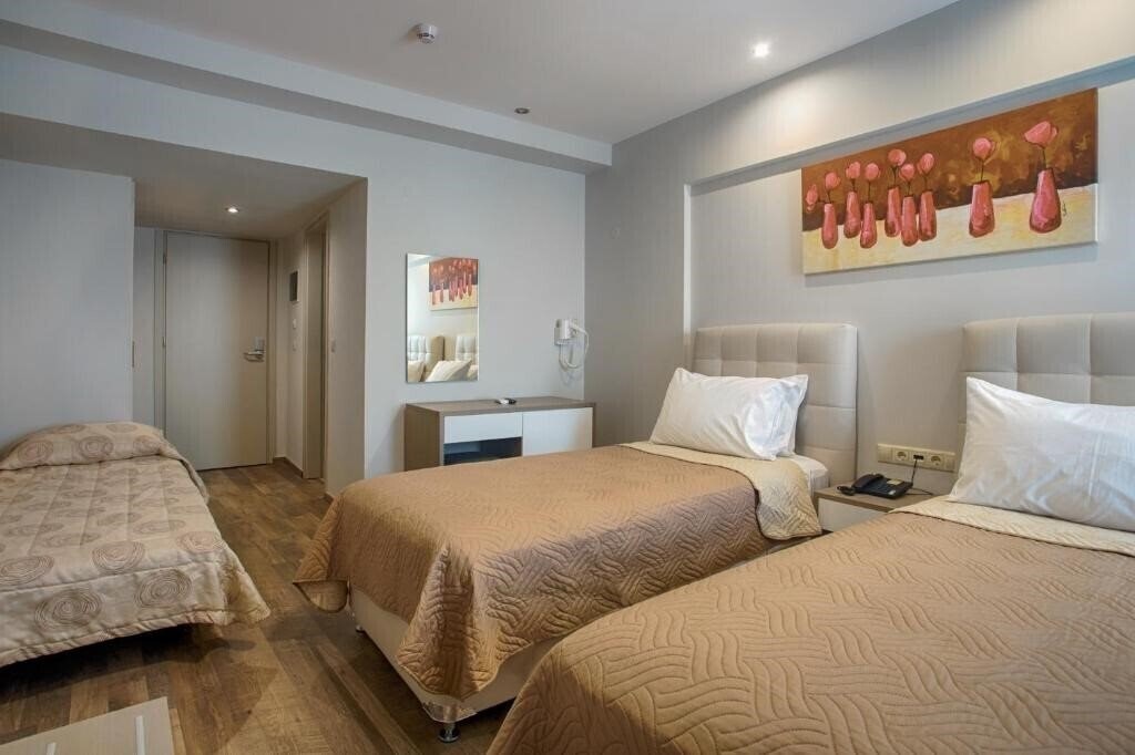 Картинка Irini Hotel (Heraklion) 2*