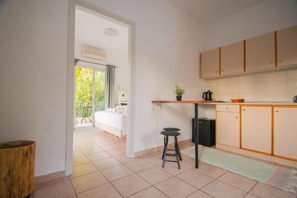 Фотографія Villa Karmar Hotel Apartments 3*