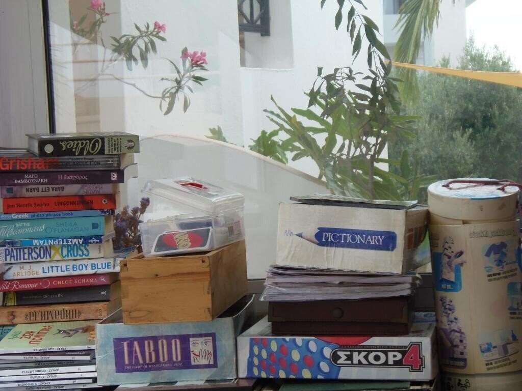 Картинка Emerald Apts & Hotel 2*