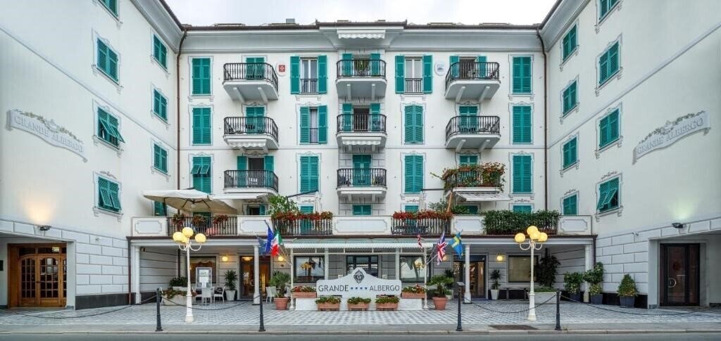 Отель Grande Albergo 4*