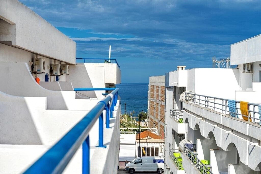Фотография Iro Hotel 2*