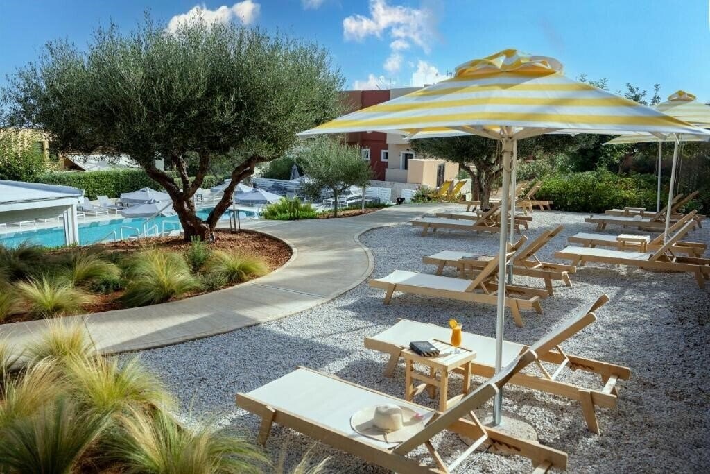 Фото Sundance Apartments & Suites 4*