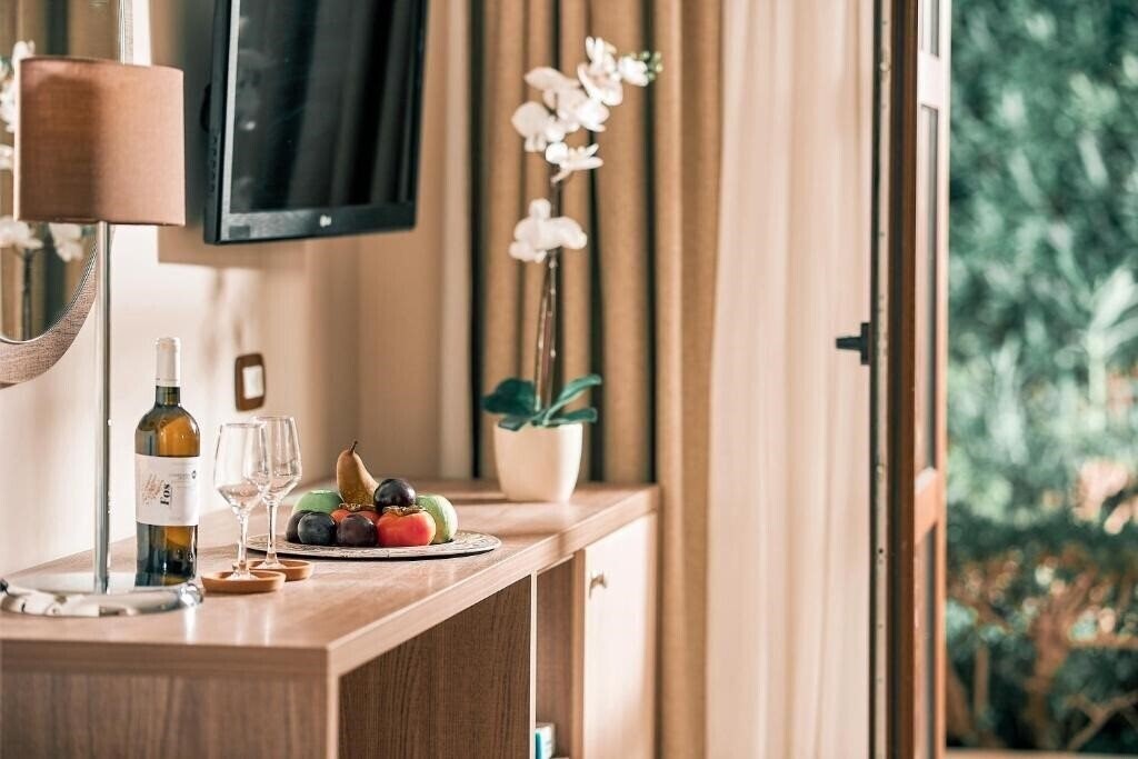 Фотографія Mitsis Royal Mare Thalasso & Spa Resort (ex. Aldemar Royal Mare Village, Aldemar Royal Mare Luxury Resort & Thalasso, Aldemar Royal Mare) 5*