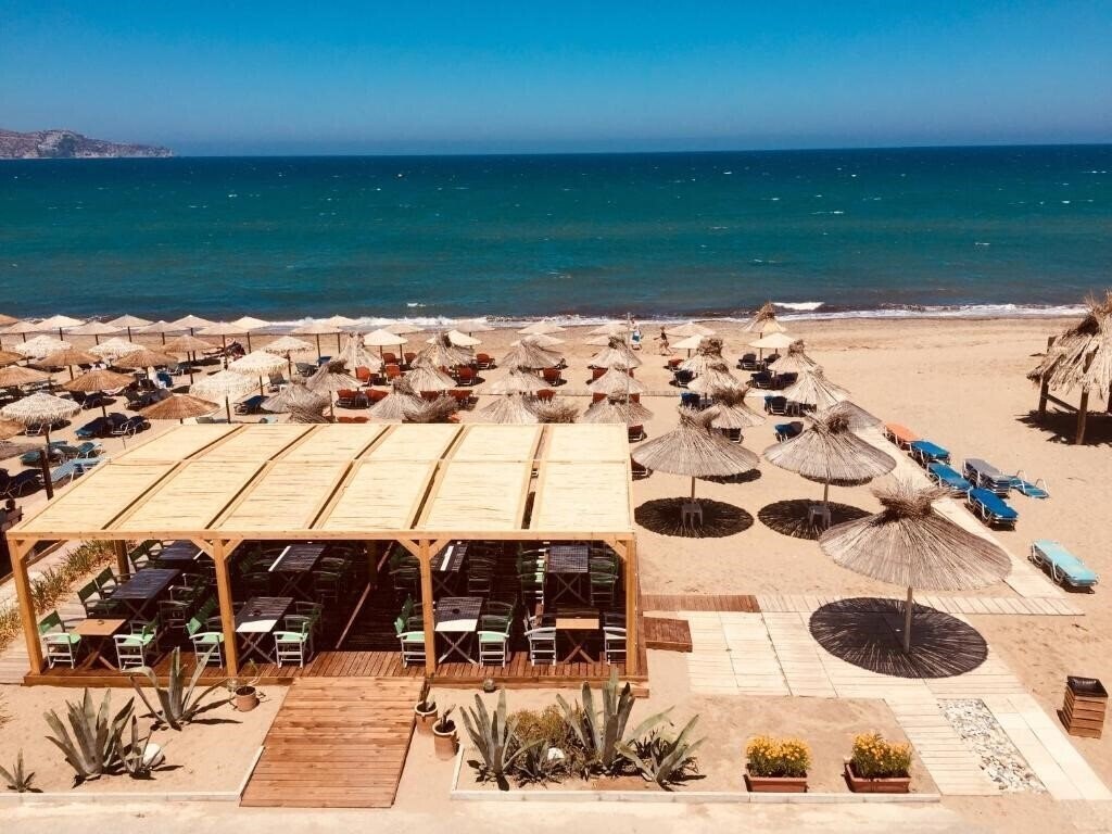 Готель Aptera Beach 2*