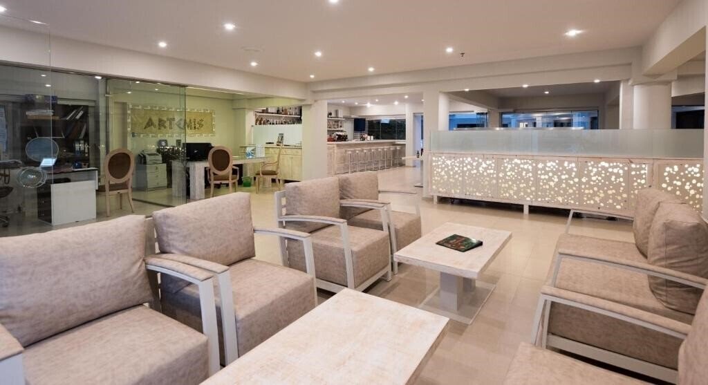 Изображение Artemis Hotel Apartments 4*