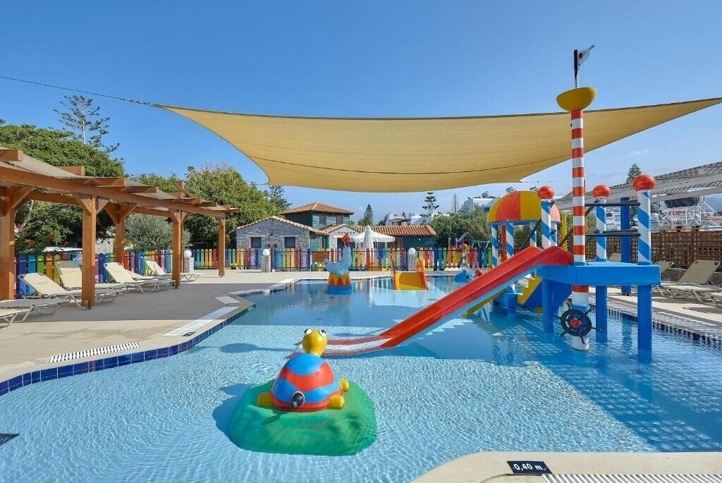 Фотографія Alexander Beach Hotel & Village 5*