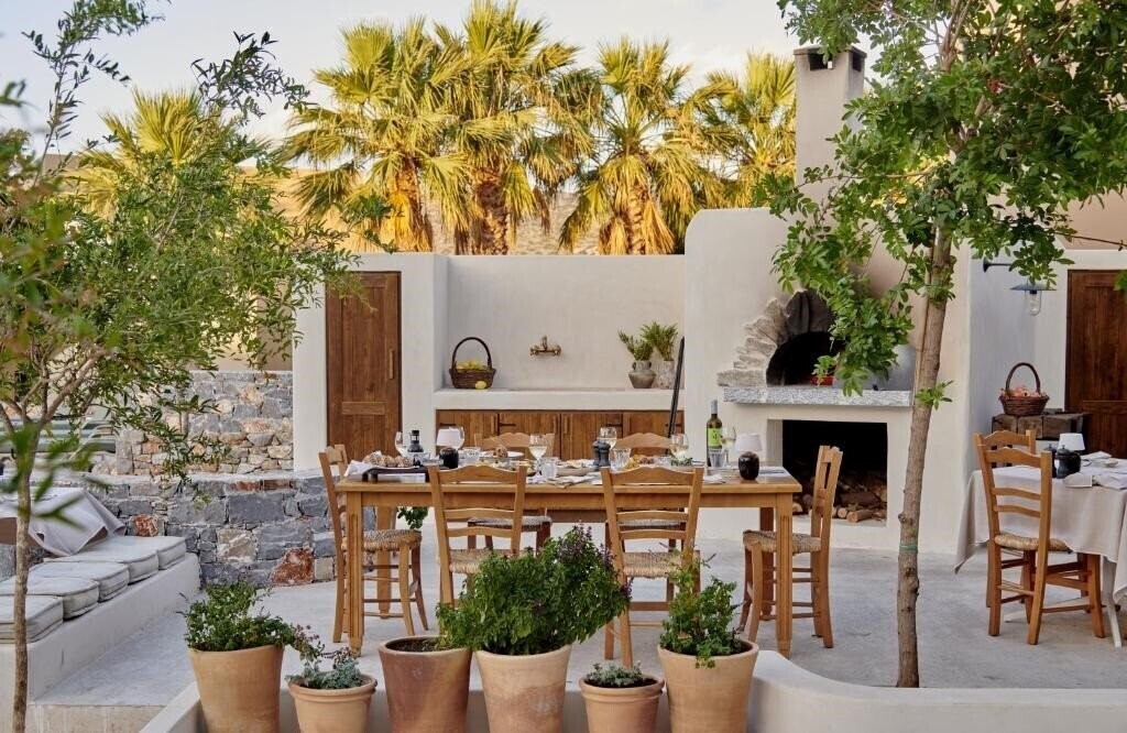 Фотографія Village Heights Resort 5*