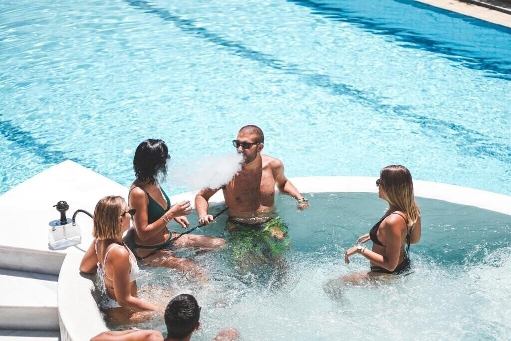 Картинка Zeus Hotels The Village Hotel & Waterpark 4*