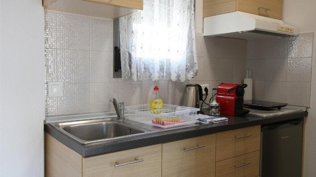 Фотографія Evilion Hotel 2*