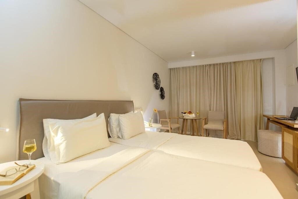 Фото Anissa Beach Hotel & Village 4*