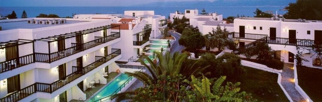 Готель Hersonissos Maris 4*