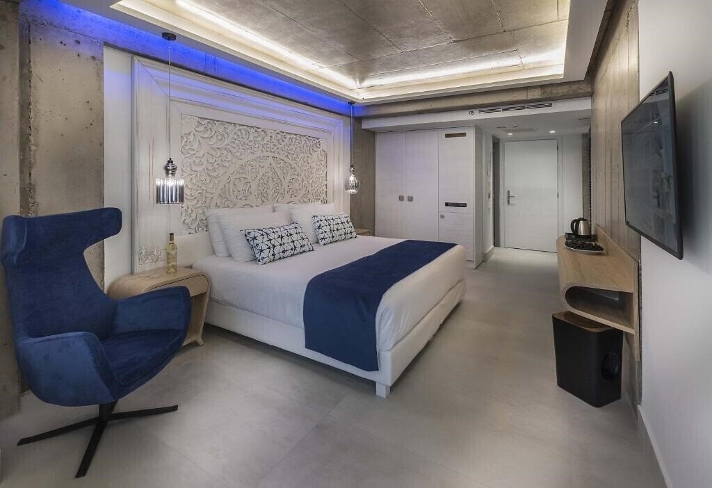 Отель Glaros Royal Beach Hotel 4*