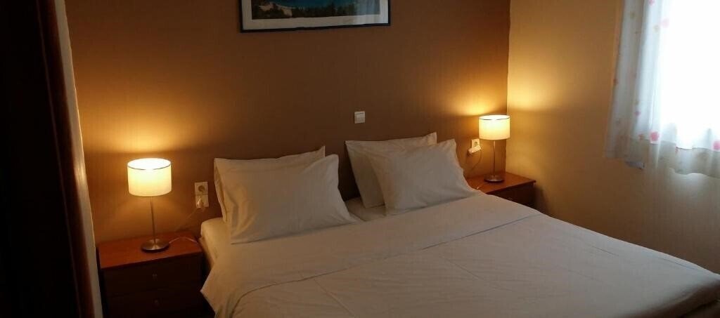 Фото Valley Village Hotel 3*