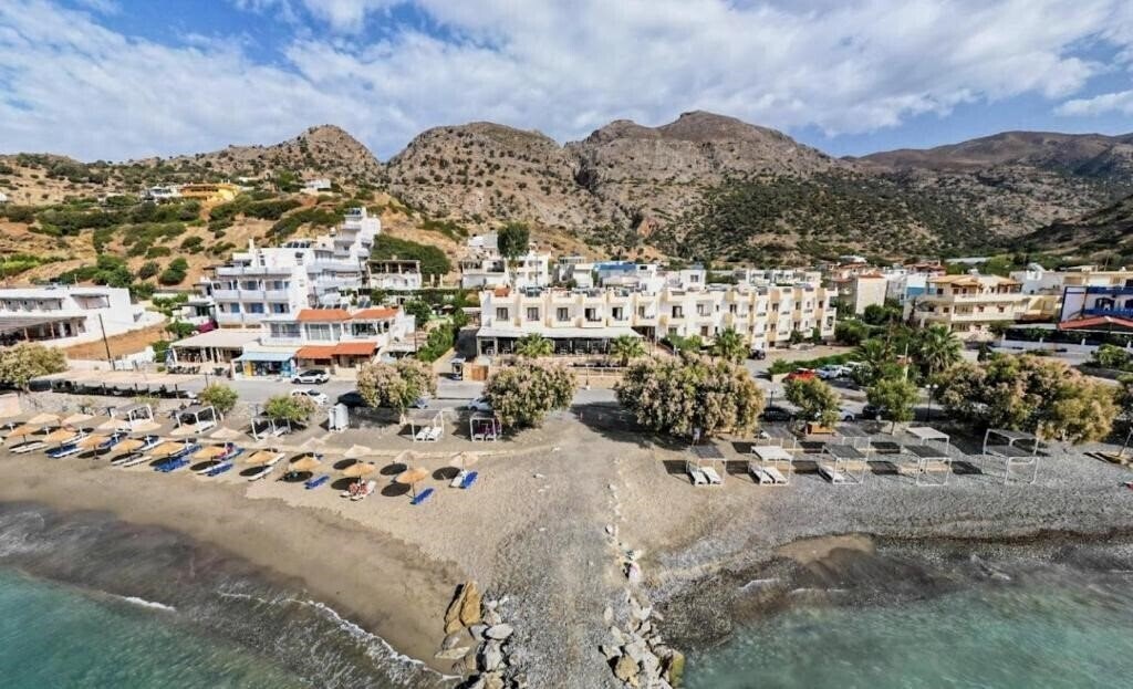 Готель Triton Authentic Cretan Hotel 4*