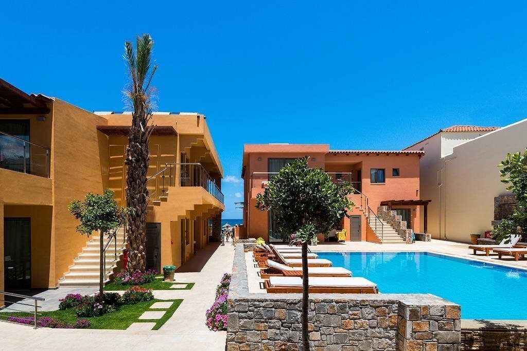 Фото High Beach 4*