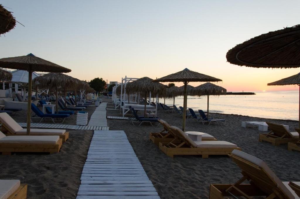 Фото Tsalos Beach Hotel апартаменты